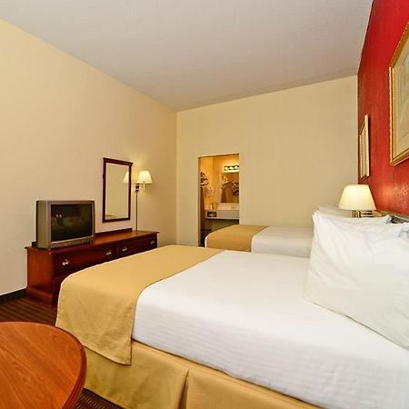 Manchester Heritage Inn & Suites 外观 照片