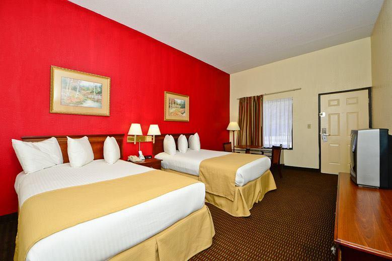 Manchester Heritage Inn & Suites 外观 照片