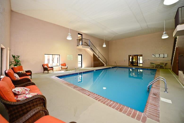 Manchester Heritage Inn & Suites 外观 照片