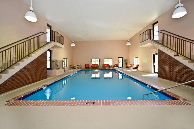 Manchester Heritage Inn & Suites 外观 照片